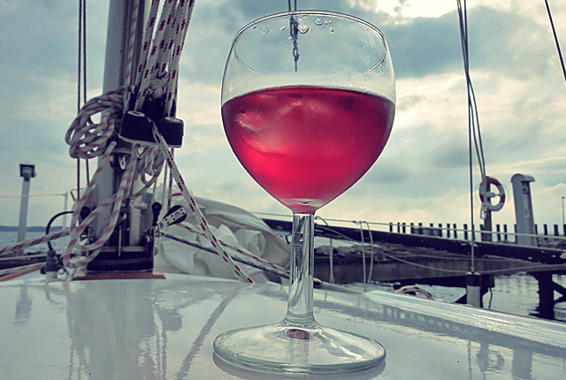Essen und trinken an Bord. Segel-Blog. Die See kocht